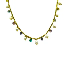 CHOKER BAN. DOURADO C/ PÉROLAS E PEDRAS MULTICOLOR GRANDE