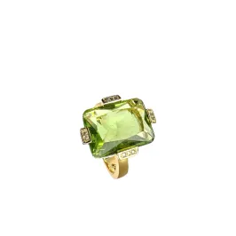 ANEL BAN. DOURADO C/ PEDRA VERDE RETANGULAR