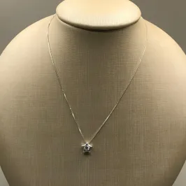 CORRENTE PRATA COM PINGENTE DE ESTRELA.