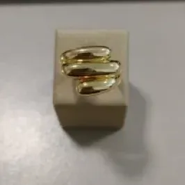 ANEL BAN. DOURADO LISO 3 VOLTAS CURVO