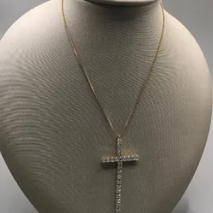 COLAR CRUCIFIXO CARR