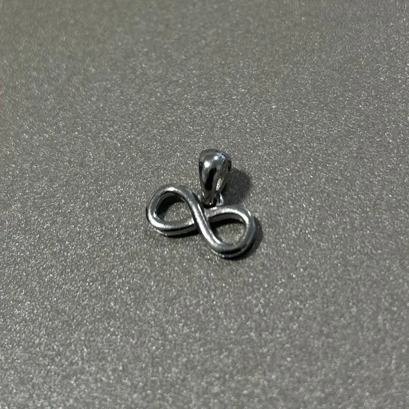 Pingente infinito