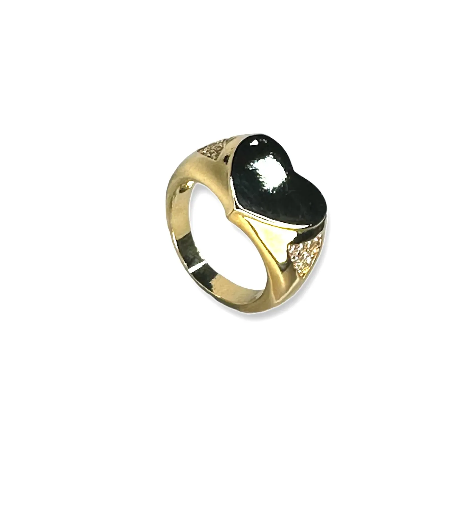 ANEL BAN. DOURADO CORAÇÃO CRAVEJADO ZIRC. LATERAL
