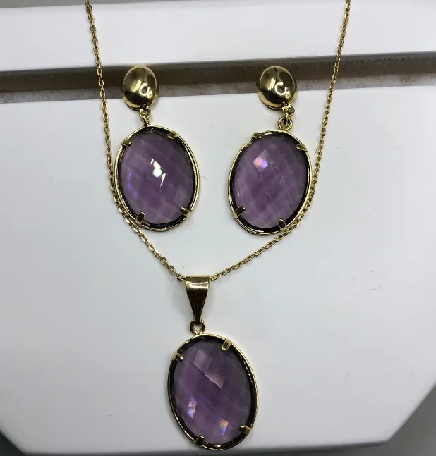 CONJUNTO BAN. DOURADO C/ BRINCO E CORRENTE C/ PEDRA ROXA