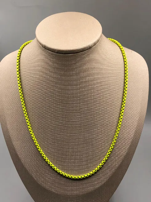 COLAR BAN. DOURADO AMARELO FLORESCENTE